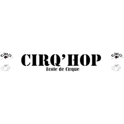 Logo des Vereins Cirq'Hop, der Zirkusschule von Grésivaudan, das eine auf einem Einrad balancierende Figur mit dem Namen Cirq'Hop darstellt.
