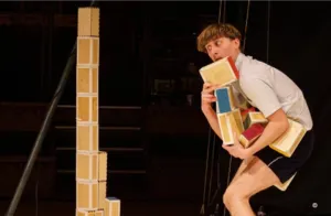 Plakat für die Show Quand ça lâche von Johan Stockmar, Künstler der Compagnie Cirque Emboîté, die im November 2026 im Studio Zéro der Fratellini Academy in La Plaine Saint-Denis im Rahmen der Kultursaison der Akademie und der Nuit du C präsentiert wurde.